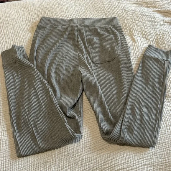 ALO muse jogger pants - Picture 6 of 10